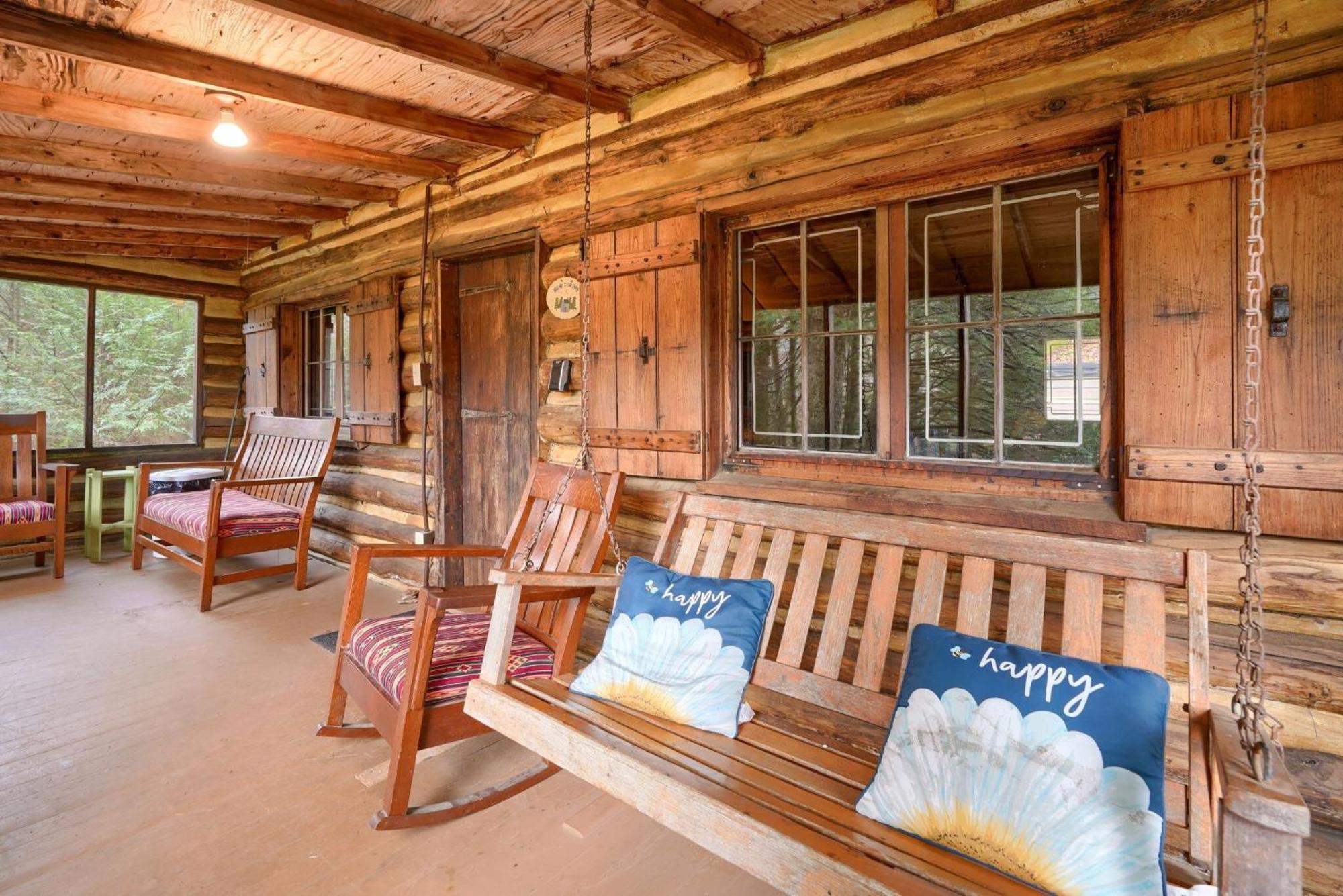 Russell Cabin Logan Extérieur photo