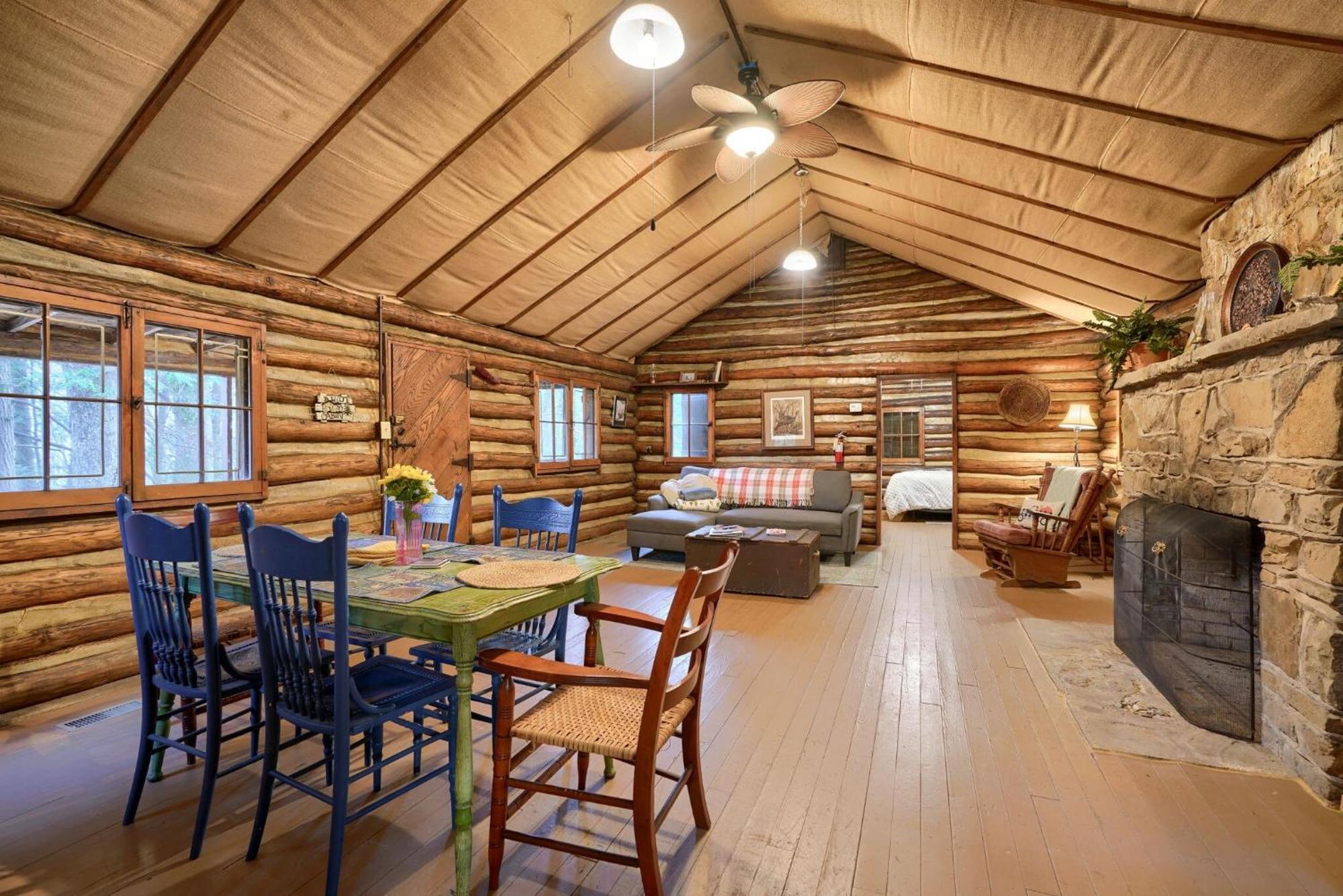 Russell Cabin Logan Extérieur photo
