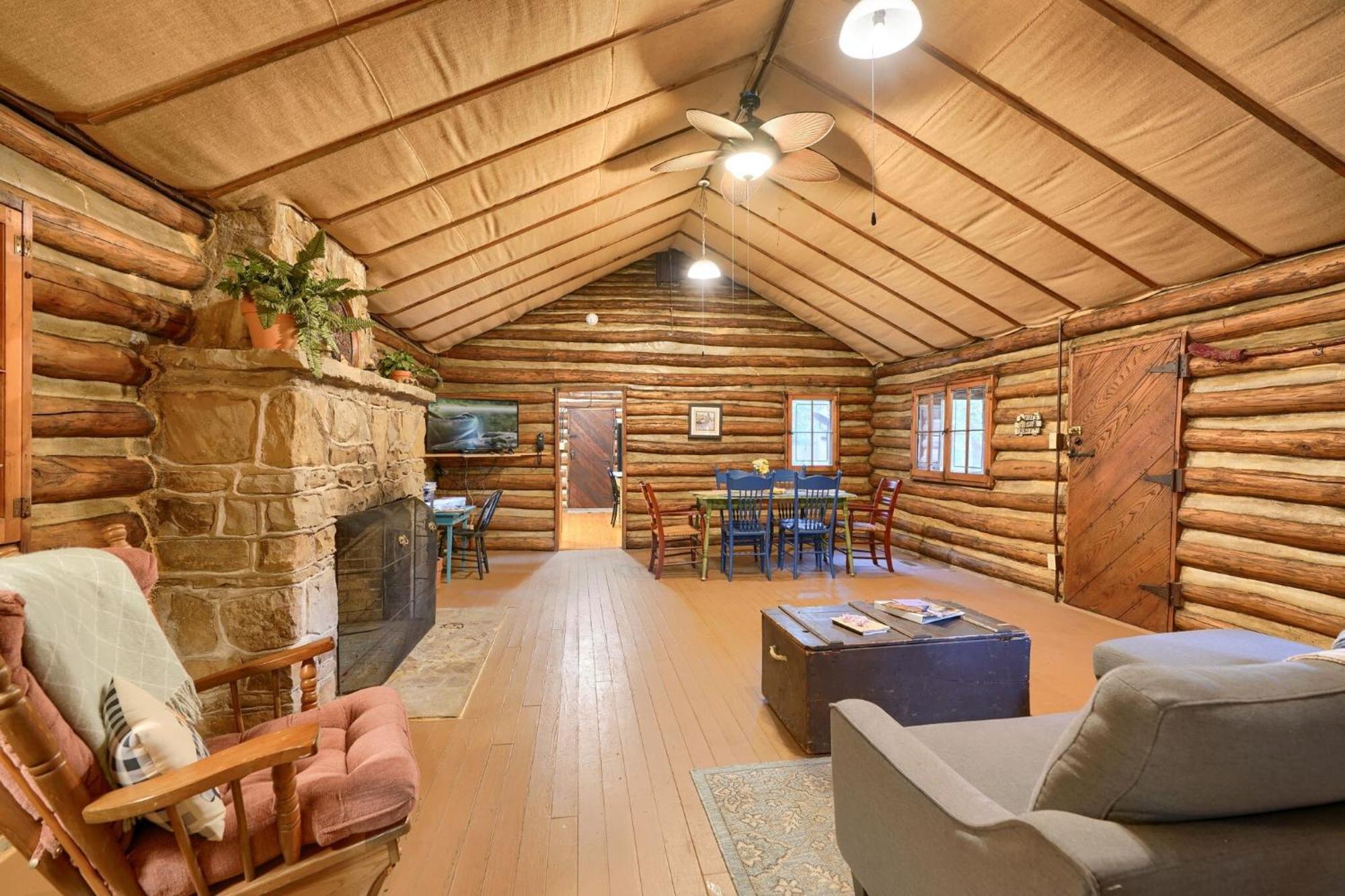 Russell Cabin Logan Extérieur photo